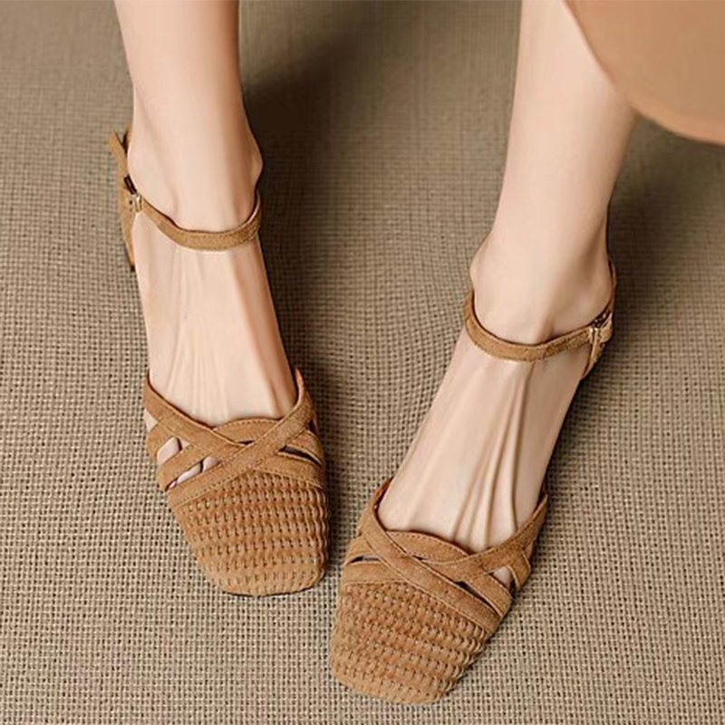 الرجعية نسج صنادل عالية الكعب  - مراجعة Ankle Strap Attachment وسعره