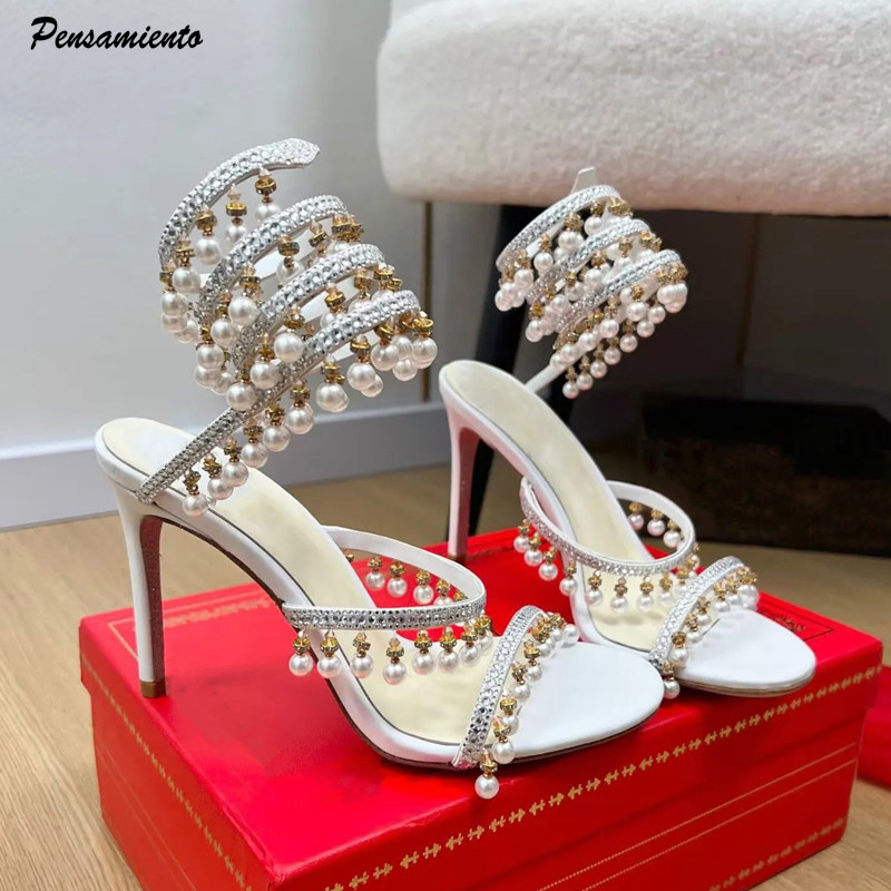 صنادل نسائية فاخرة مزينة بالأح - مراجعة Ankle Strap Attachment وسعره